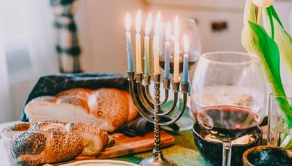 加拿大28-江西吉安一轿车落水 3人死亡 系车主操作失误撞上自家房前护栏后坠入池塘